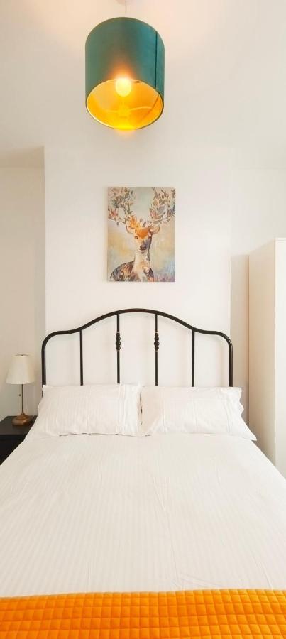 Acacia Flat 189 In Wembley Apartment Лондон Екстериор снимка