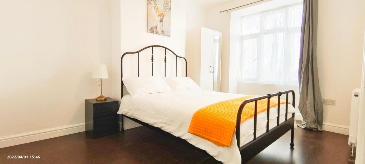 Acacia Flat 189 In Wembley Apartment Лондон Екстериор снимка
