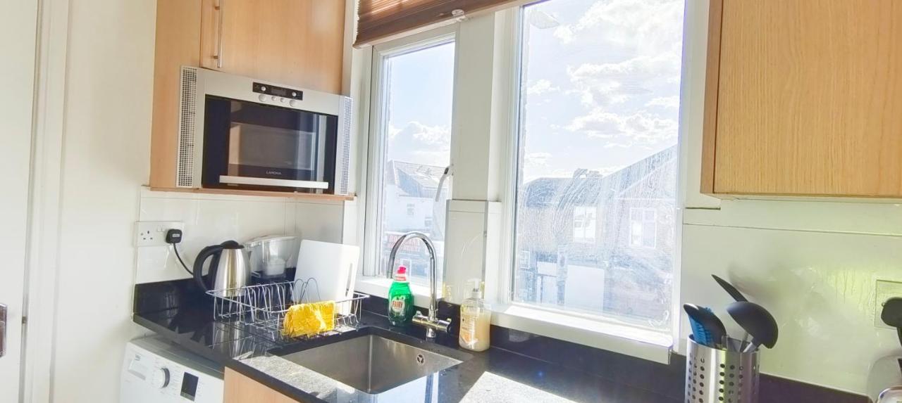 Acacia Flat 189 In Wembley Apartment Лондон Екстериор снимка